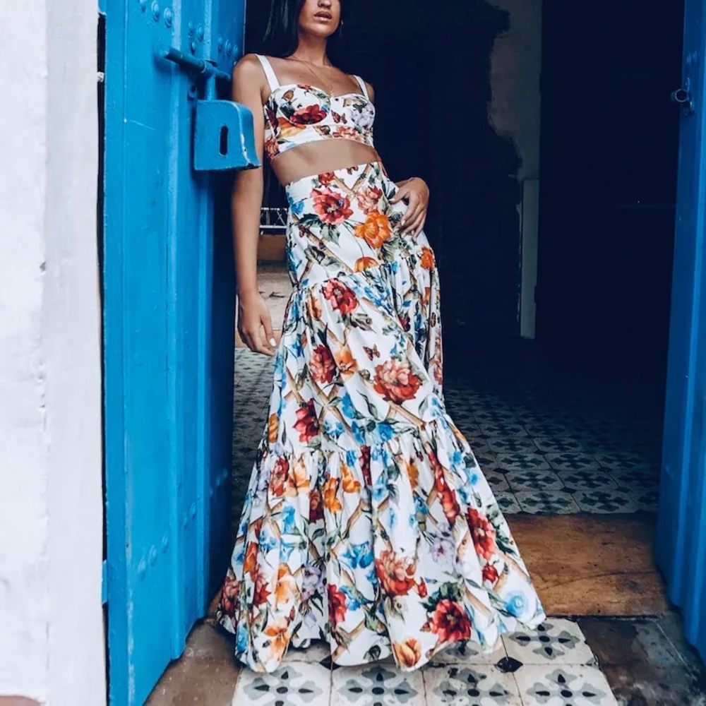 NWOT Bohemian outlets floral print maxi skirt with strapless  top Summer  set